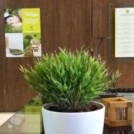 Chassignelles Hotel-Restaurant De L'Ecluse 79 المظهر الخارجي الصورة