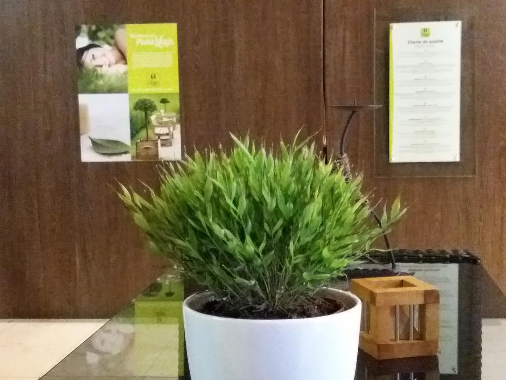 Chassignelles Hotel-Restaurant De L'Ecluse 79 المظهر الخارجي الصورة