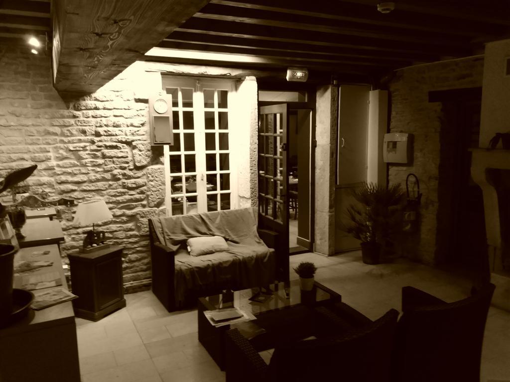 Chassignelles Hotel-Restaurant De L'Ecluse 79 المظهر الخارجي الصورة